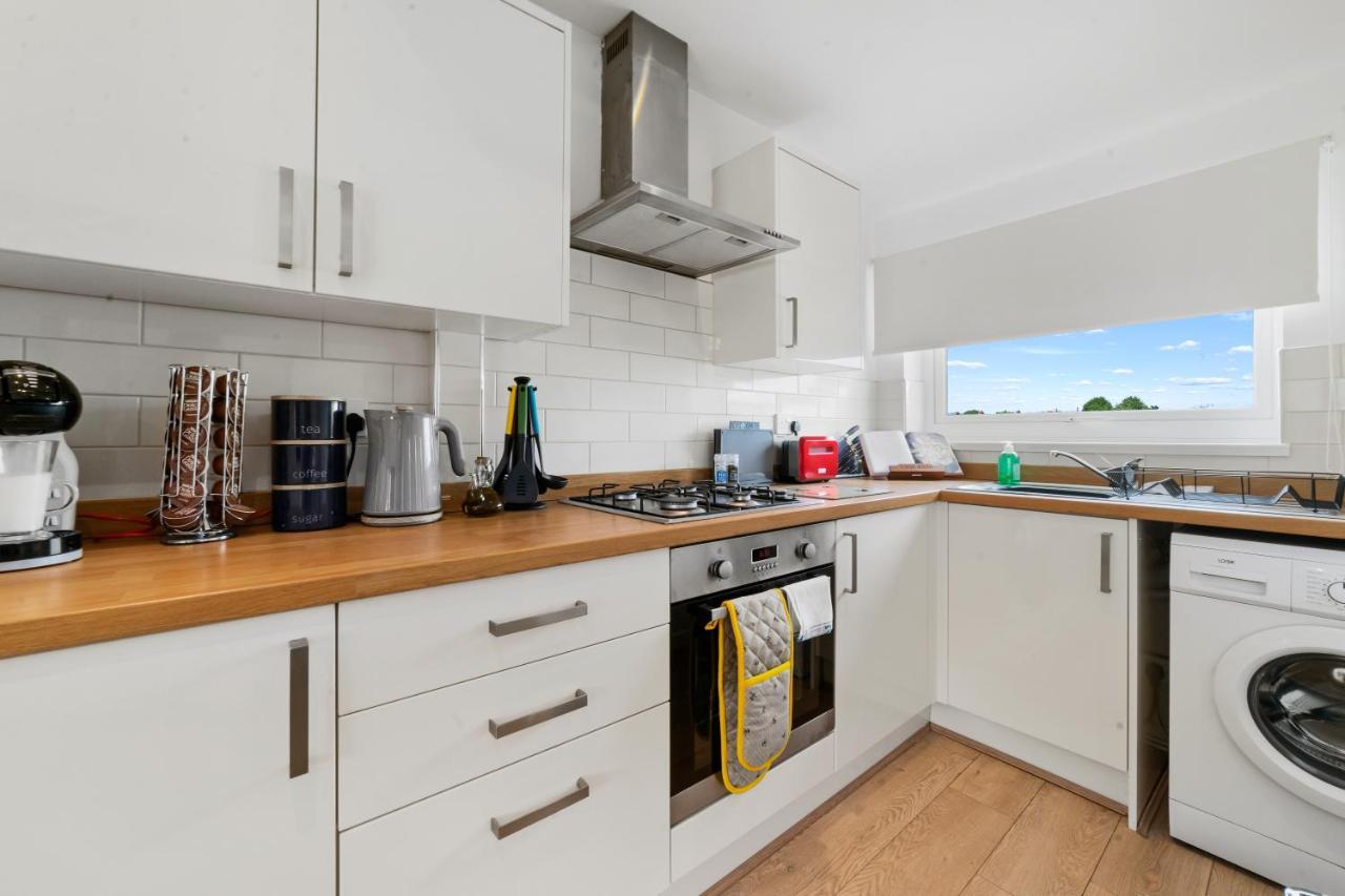 Village Cwtch Whitchurch 2 Bedroom Apartment Κάρντιφ Εξωτερικό φωτογραφία