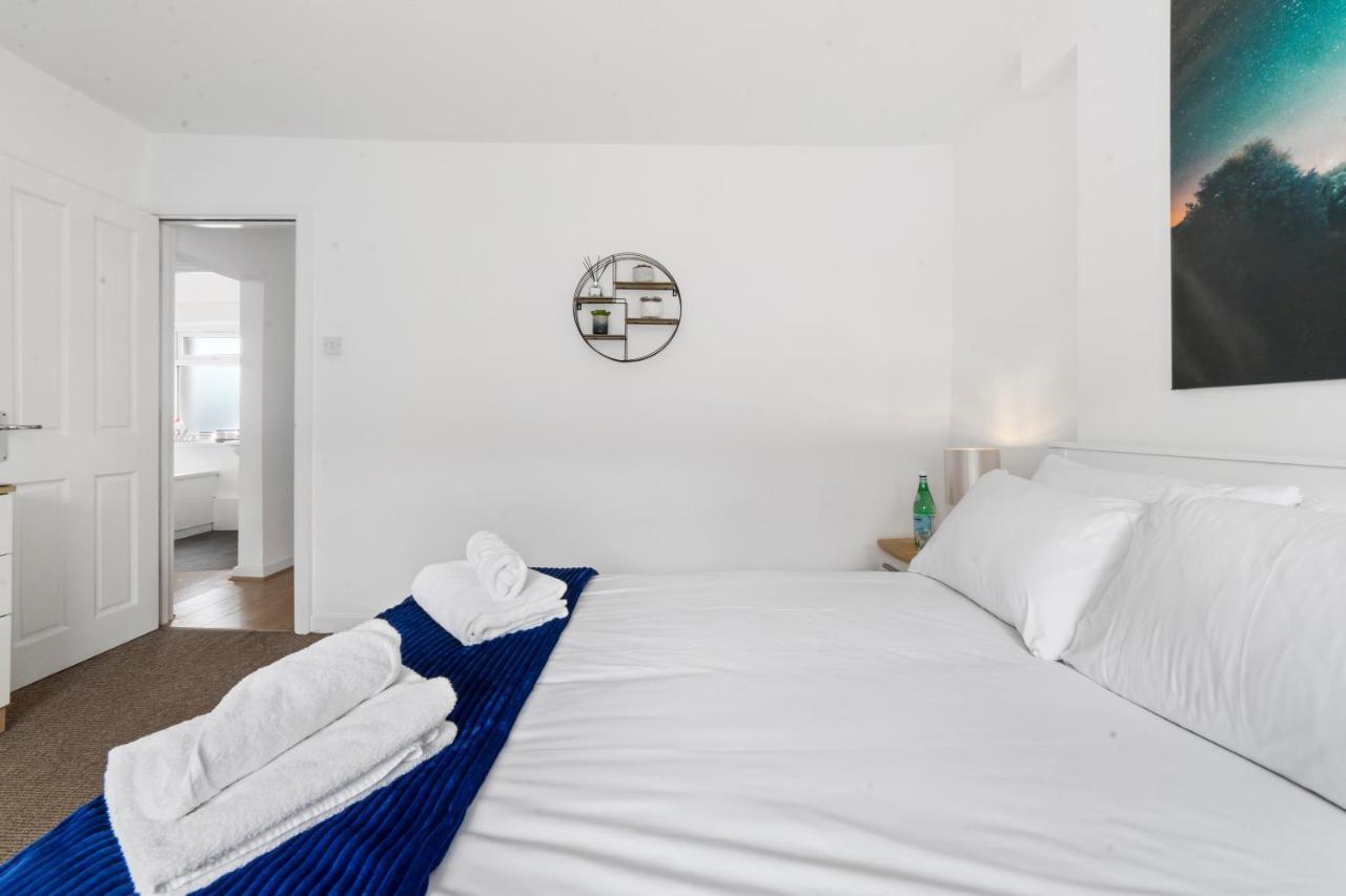 Village Cwtch Whitchurch 2 Bedroom Apartment Κάρντιφ Εξωτερικό φωτογραφία